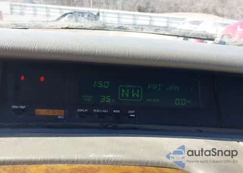 2000 Toyota Avalon Xls z USA, uszkodzony, nr VIN 4T1BF28B0YU020175